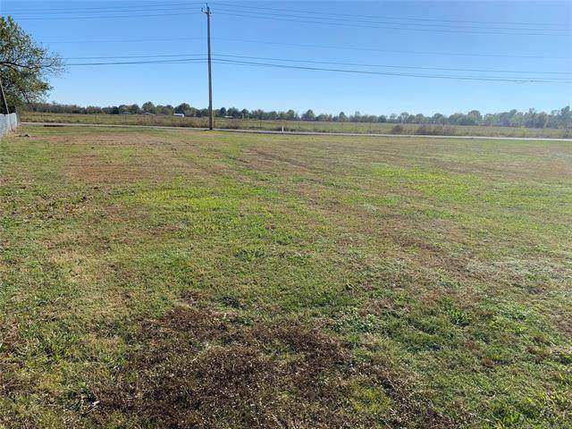 205 Southwest Boulevard - Photo 1