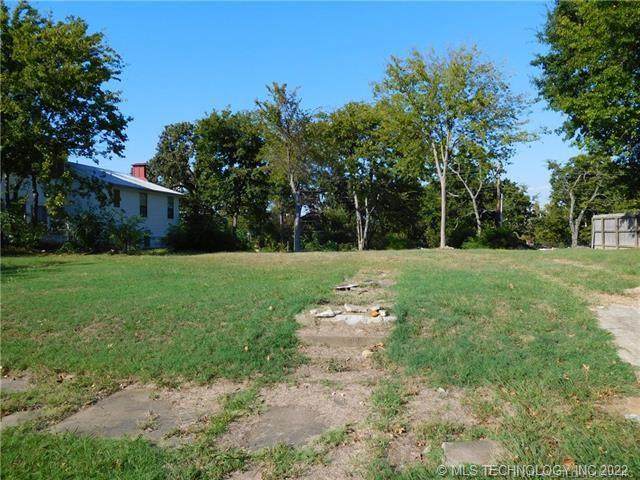 617 Creek Avenue - Photo 1