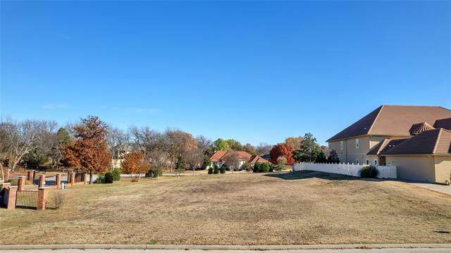 Rockford - Photo 1