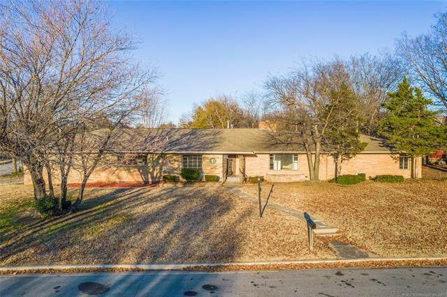 1115 Kenwood Avenue - Photo 1