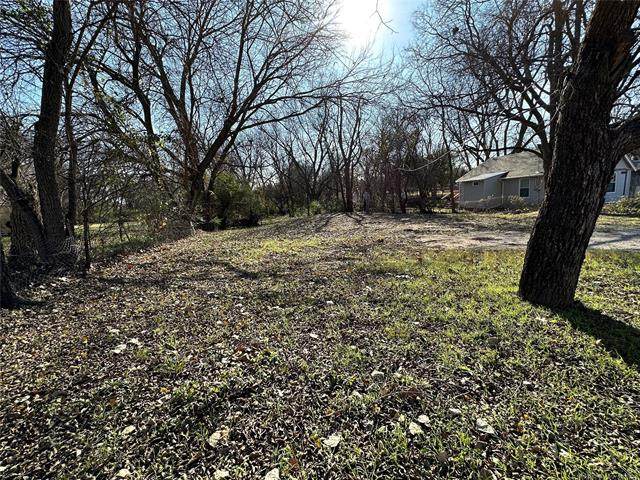 560 9th - Photo 1