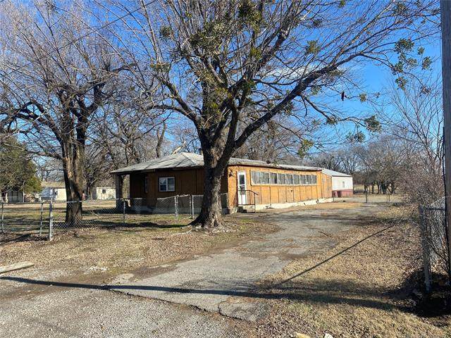 900 54th Street - Photo 1