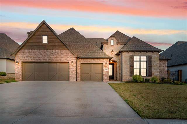 6609 Indianwood Avenue - Photo 1