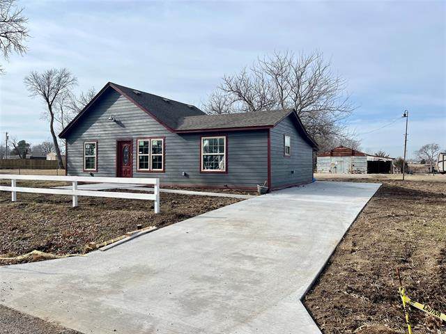 206 Lee Street - Photo 1