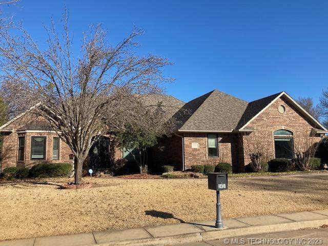 2411 Rockford Parkway - Photo 1