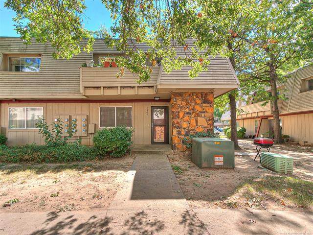 2215 66th Place - Photo 1