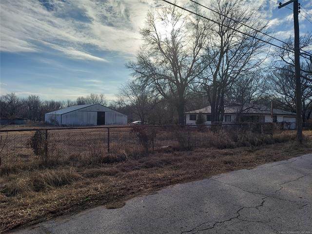 2542 54th Street - Photo 1