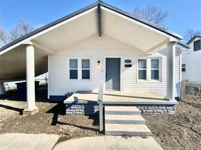 4627 27th West Avenue - Photo 1