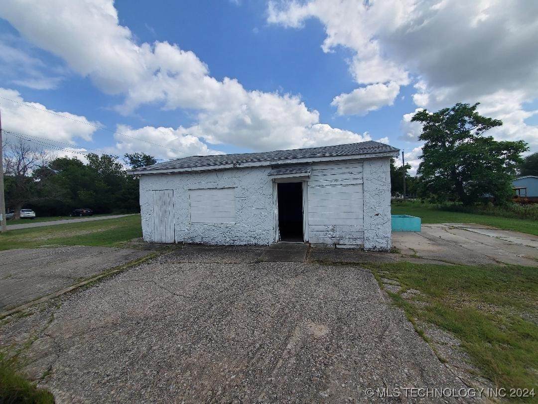 225 Columbia Street - Photo 1