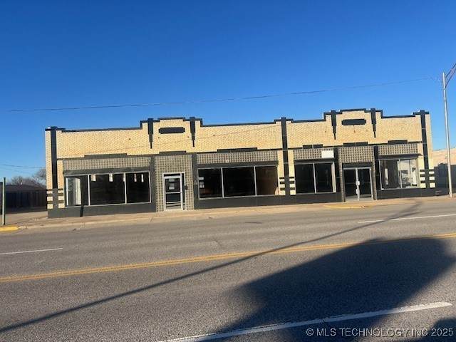815 Broadway - Photo 1