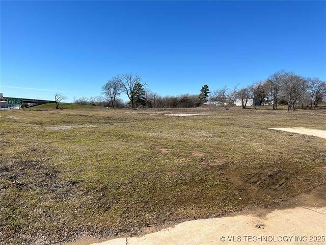 814 Service Road - Photo 1