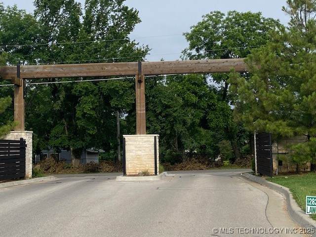 https://bt-photos.global.ssl.fastly.net/tulsa/orig_boomver_1_2524265-2.jpg