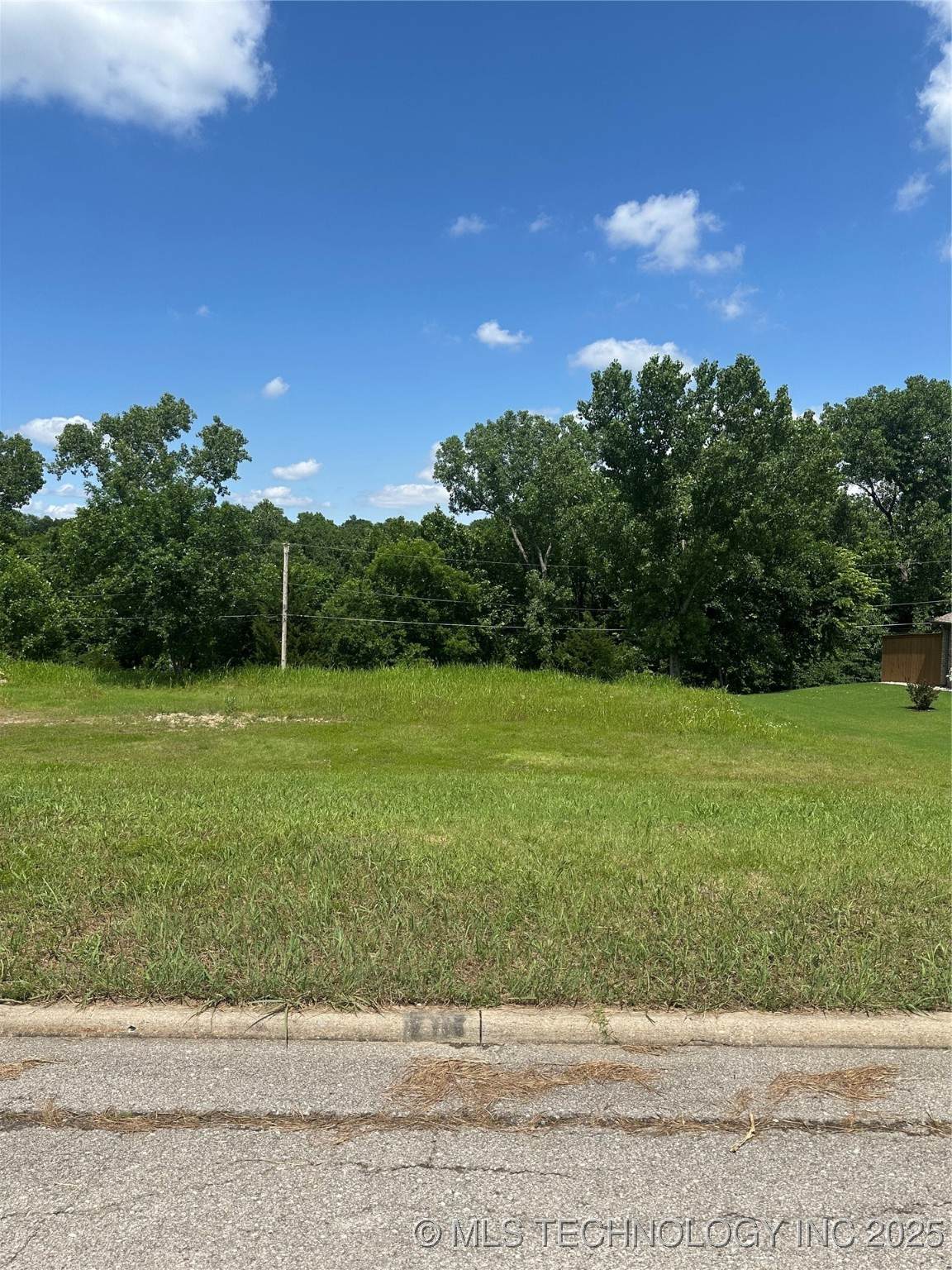 0002 Linwood Drive - Photo 1
