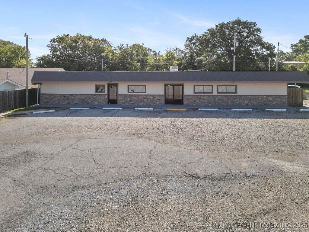 1550 Virginia Avenue - Photo 1