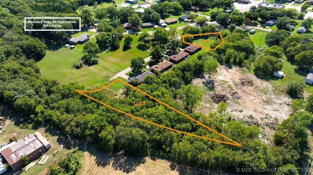  Lincoln Drive - Photo 1