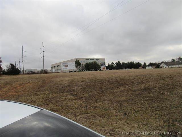 1400 Bryan Drive - Photo 1