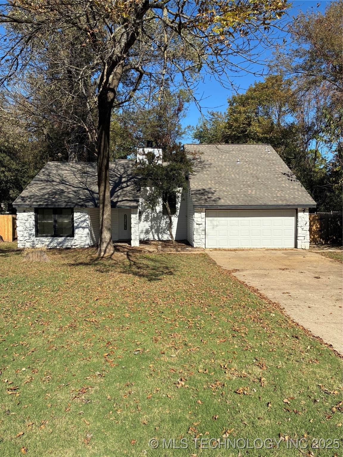 1912 Pittsburg Court - Photo 1