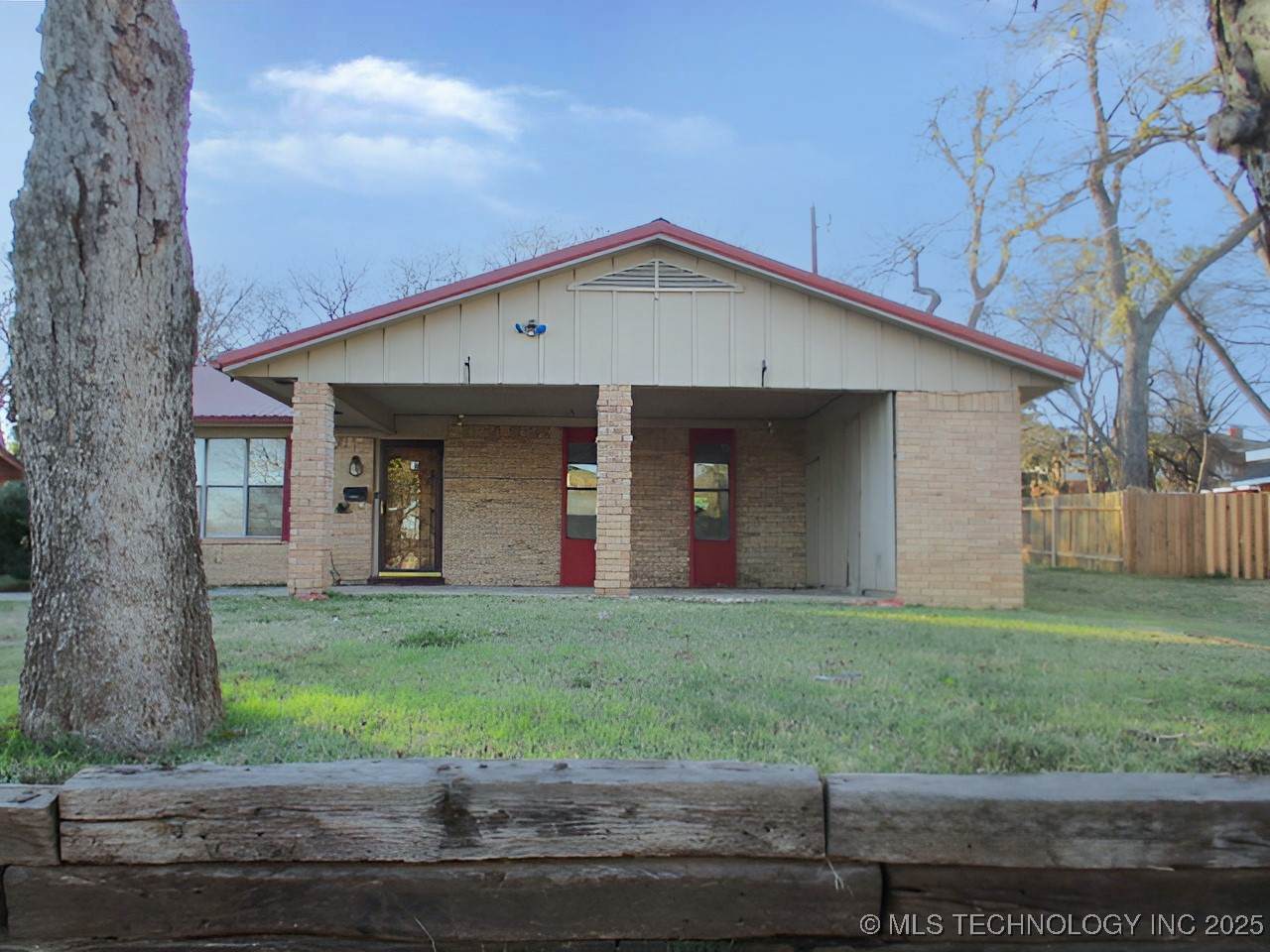 319 B - Photo 1