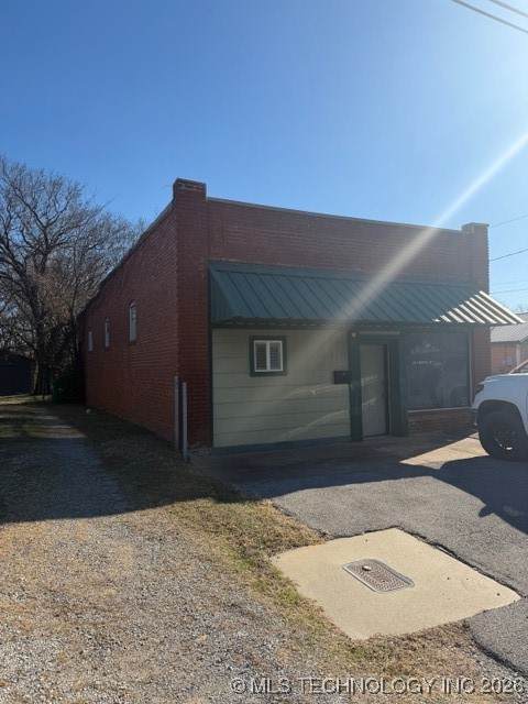 515 Maple Street - Photo 1