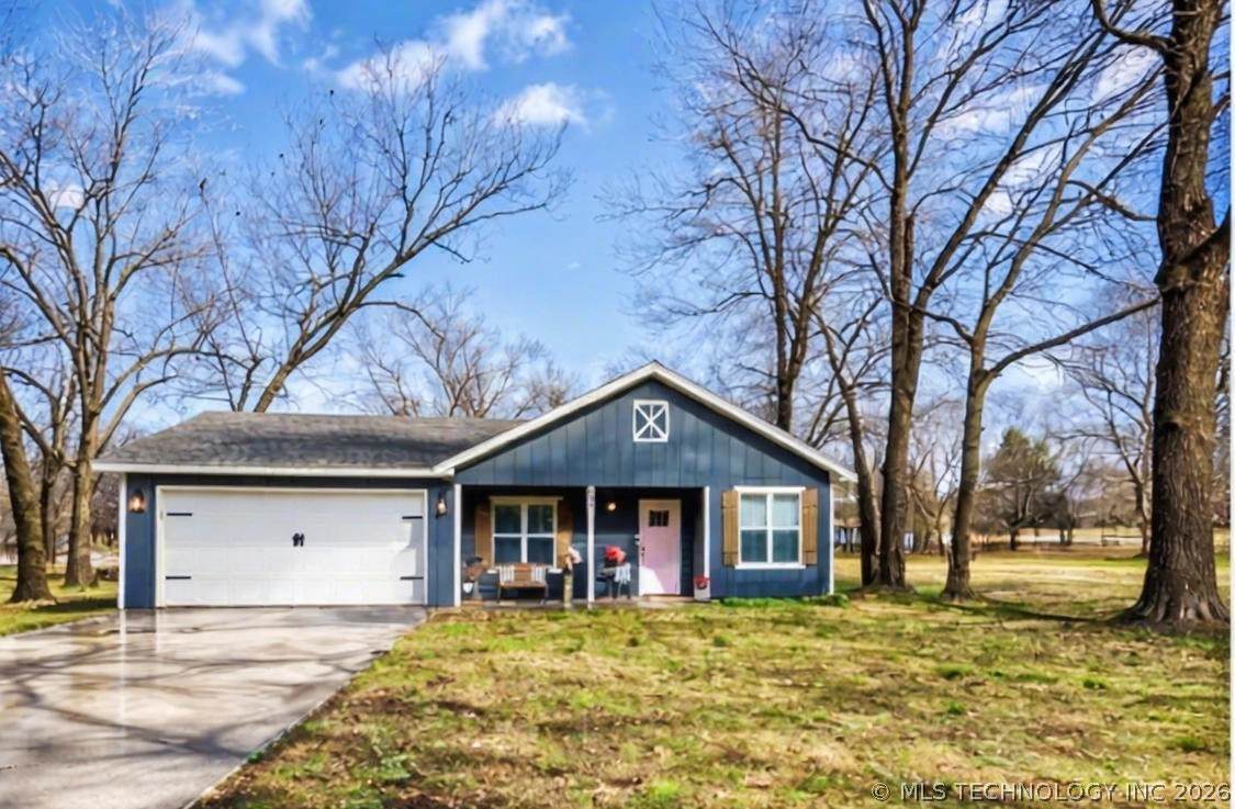404 Cottonwood Avenue - Photo 1