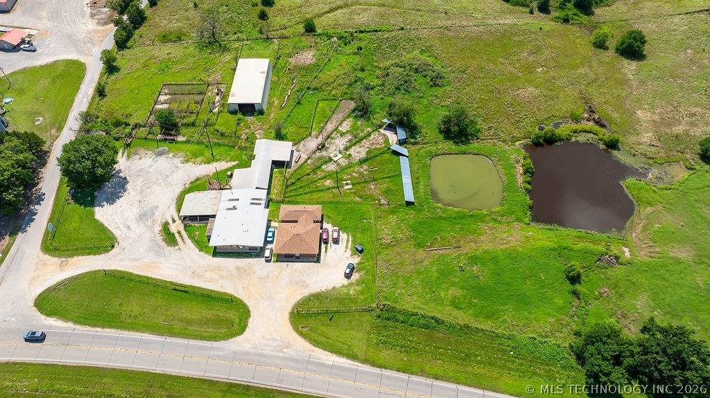 1853 Broadway Street - Photo 1