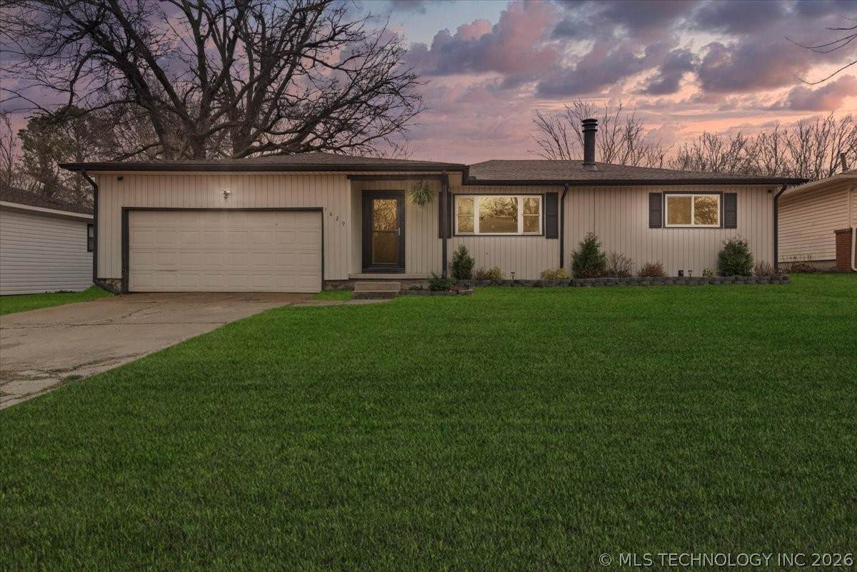 1629 Date Avenue - Photo 1