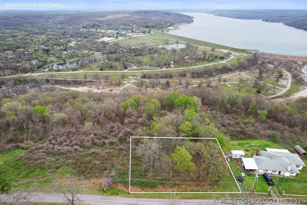 341 437 Road - Photo 1