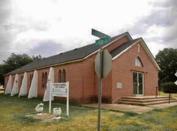 714 4th Street - Photo 1