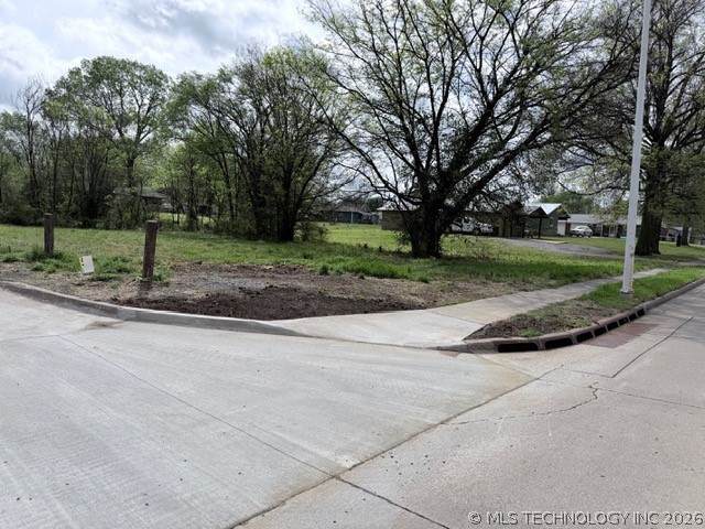 101 Elliott Street - Photo 1