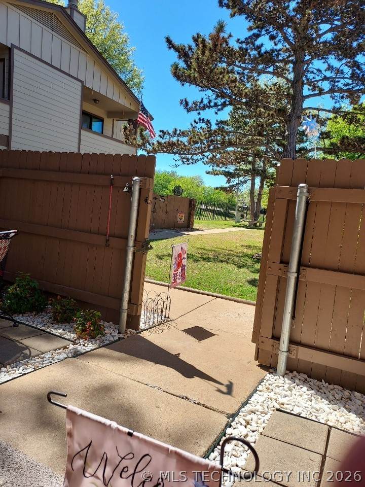 https://bt-photos.global.ssl.fastly.net/tulsa/orig_boomver_1_2617989-2.jpg