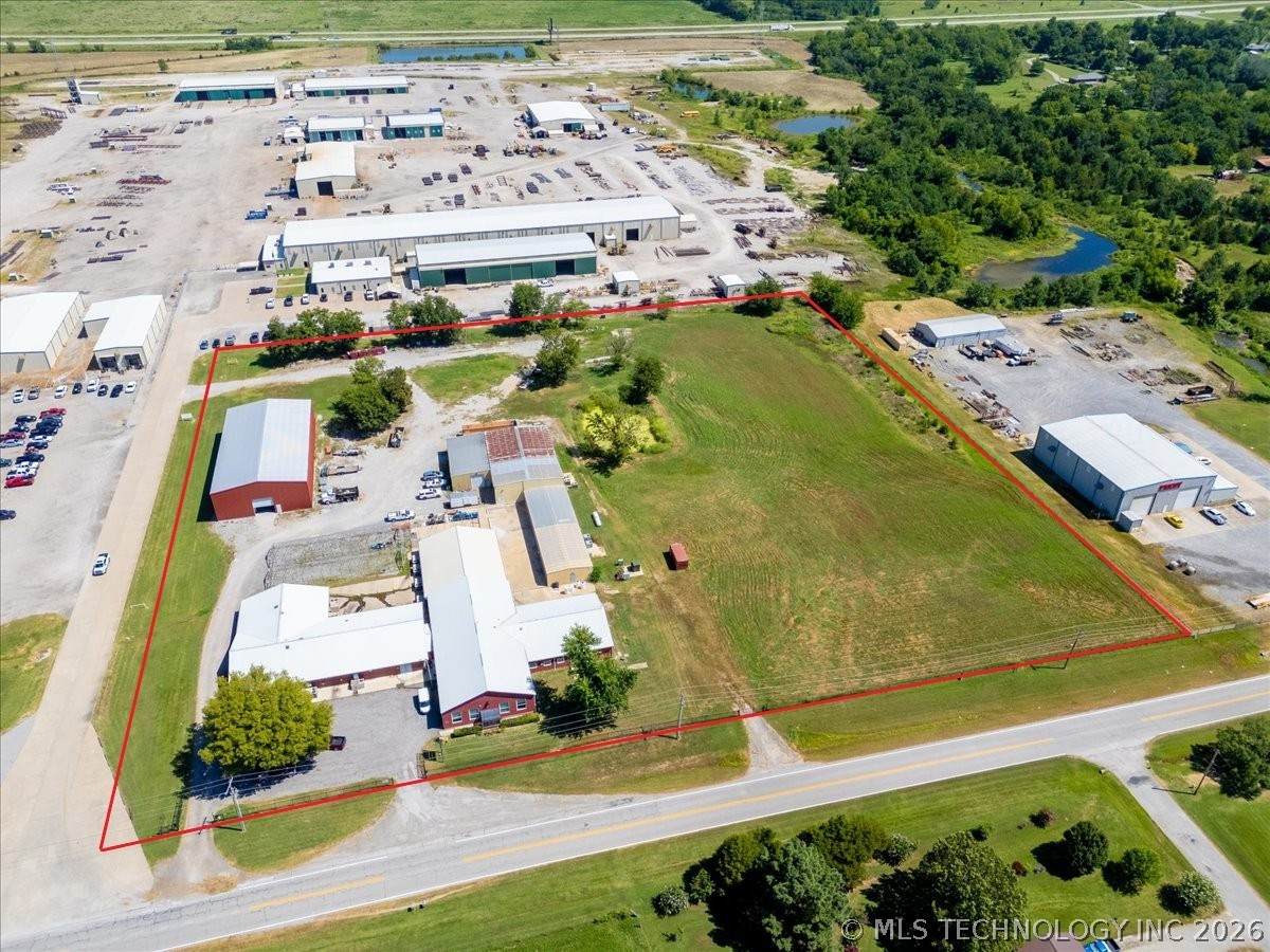 15499 590 Road - Photo 1