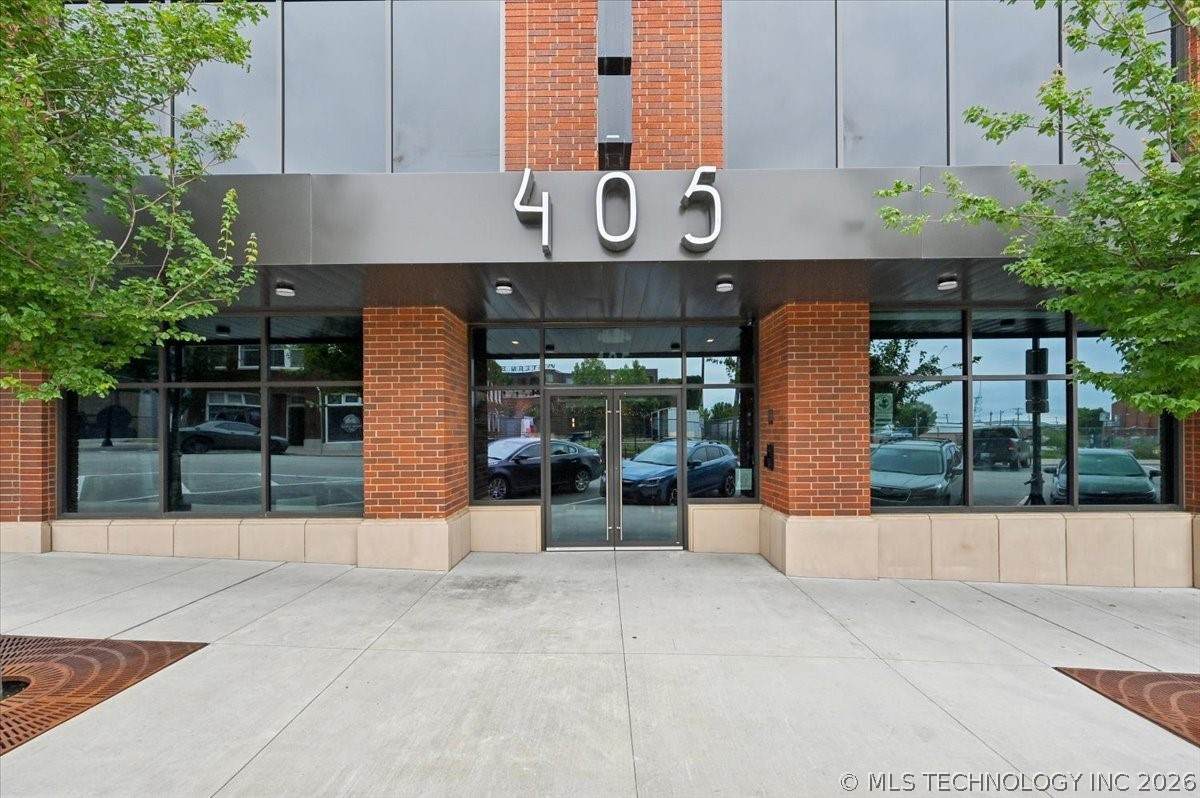 405 Main Street - Photo 1