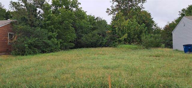157 49th Place North - Photo 1