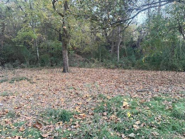 501 Lee - Photo 1
