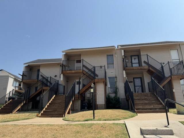 121 Falconhead - Photo 1