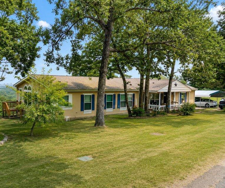 400 Dogwood Street - Photo 1