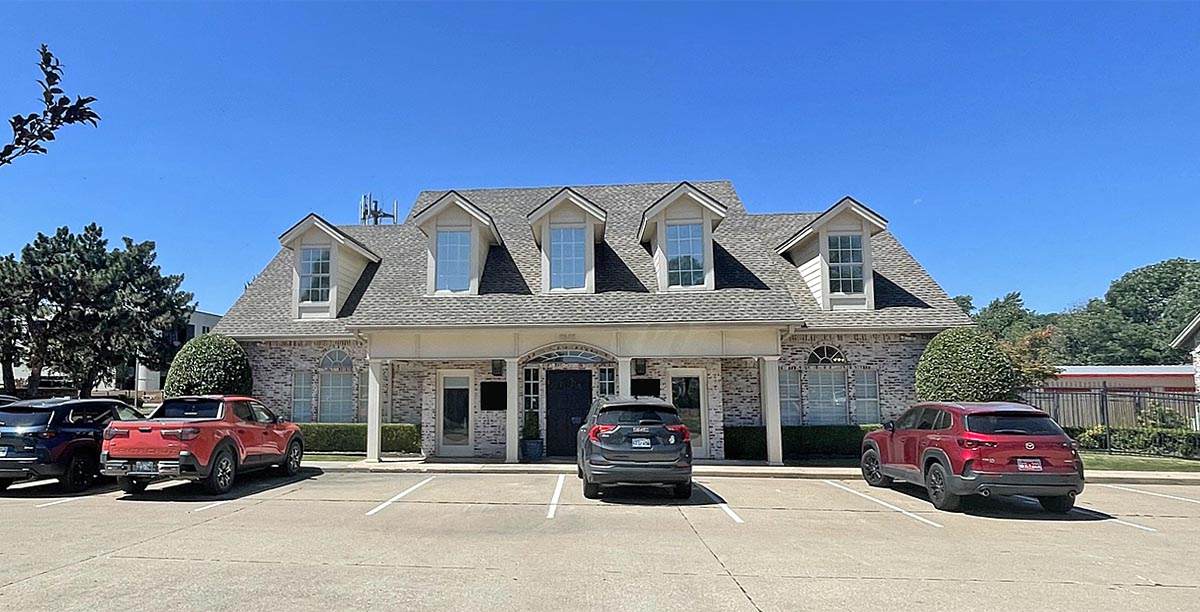 6846 Trenton Avenue - Photo 1