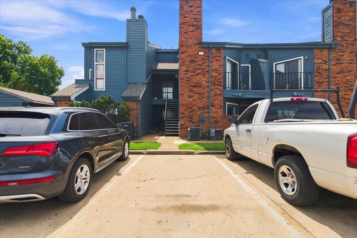 6737 Peoria Avenue - Photo 1