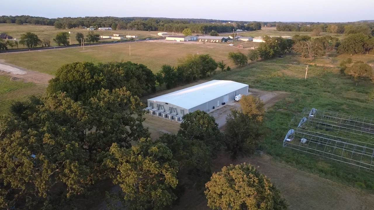 18098 Vaughn Road - Photo 1