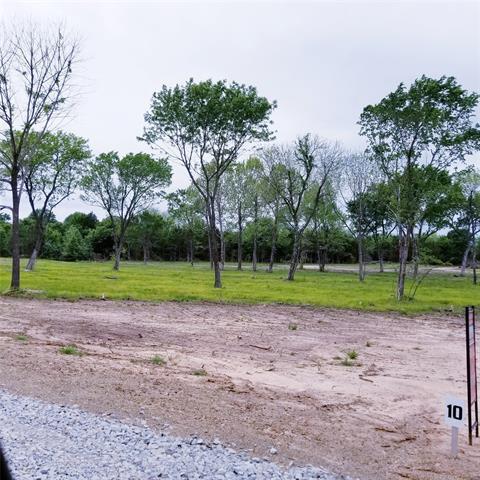 10 Cross Creek Road - Photo 1