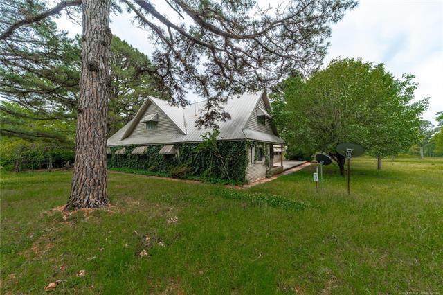 6086 1038 Avenue - Photo 1