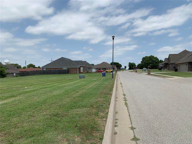 207 Beecher Lane - Photo 1