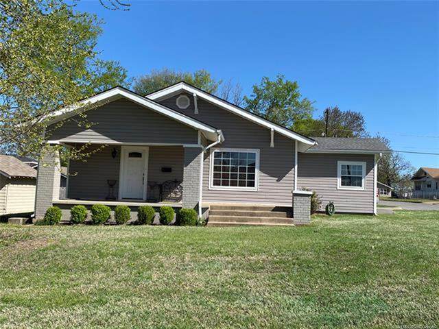 405 10th Avenue - Photo 1