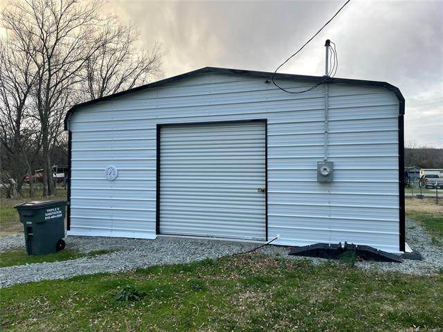 409 5th Street - Photo 1