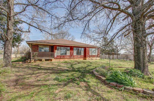 37911 161st Street - Photo 1