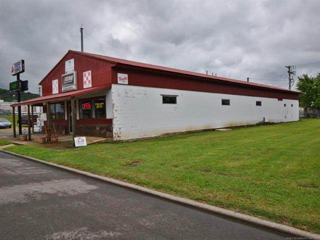 12 Oak Street - Photo 1