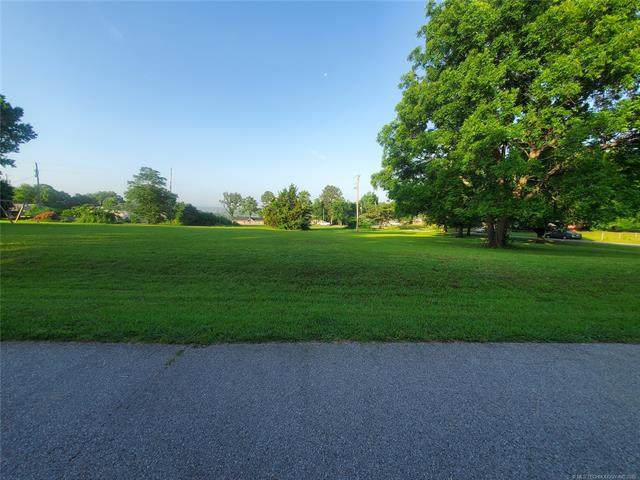 1414 Highview Street - Photo 1