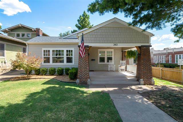 202 20th Street - Photo 1
