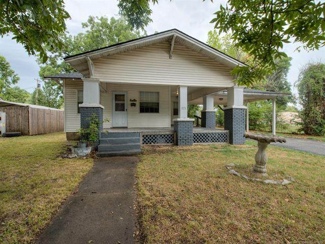 521 Lincoln Street - Photo 1