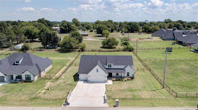 513 24th Street - Photo 1